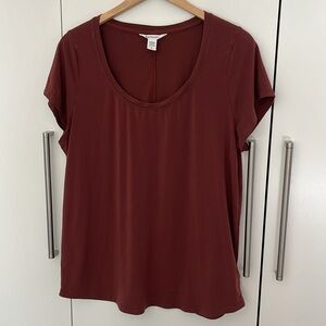 Athleta cinnamon brown tshirt size large